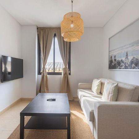 Apartamentos Moon Dreams Puerto El Puerto de Santa Maria Luaran gambar