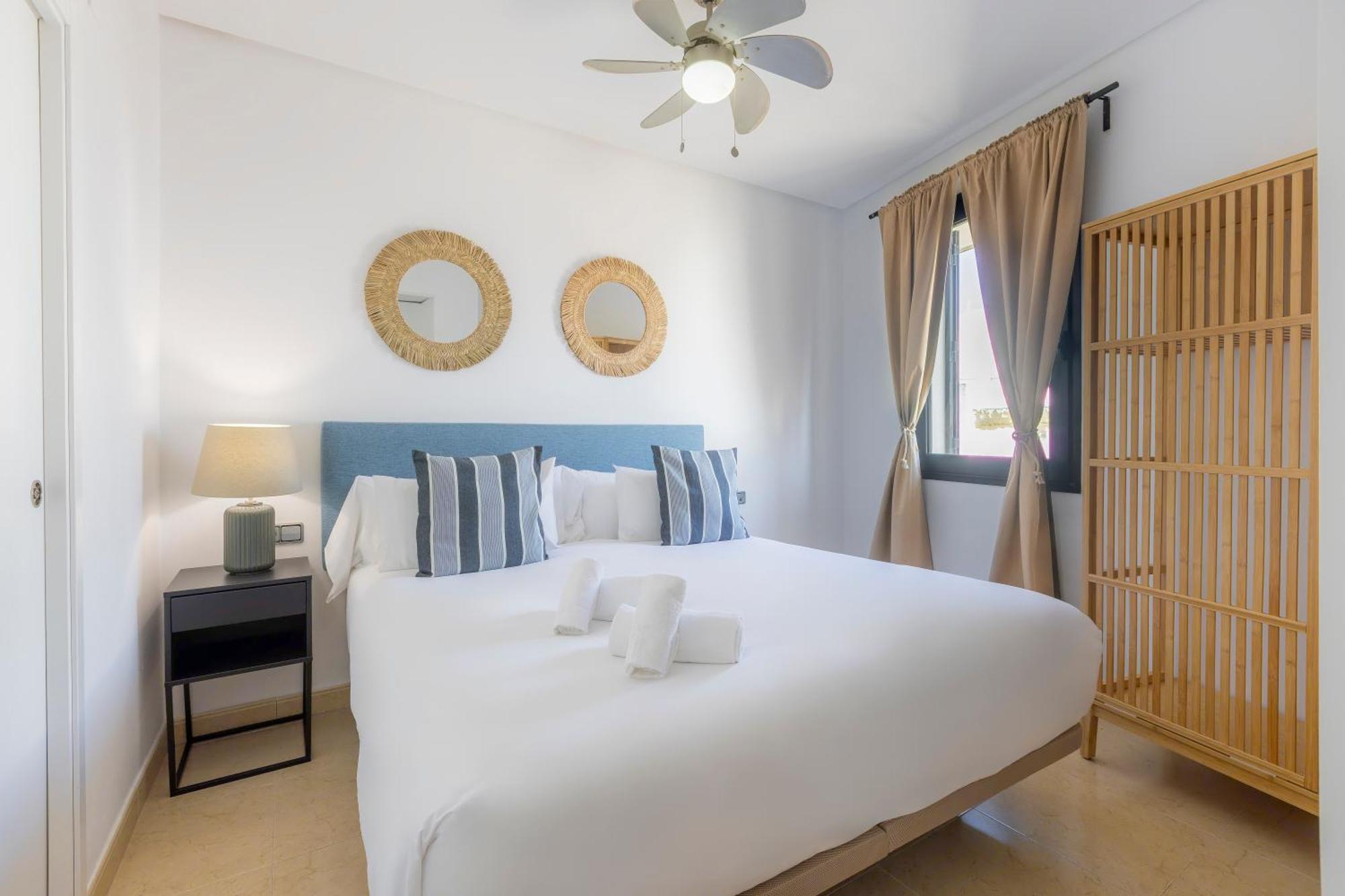 Apartamentos Moon Dreams Puerto El Puerto de Santa Maria Luaran gambar