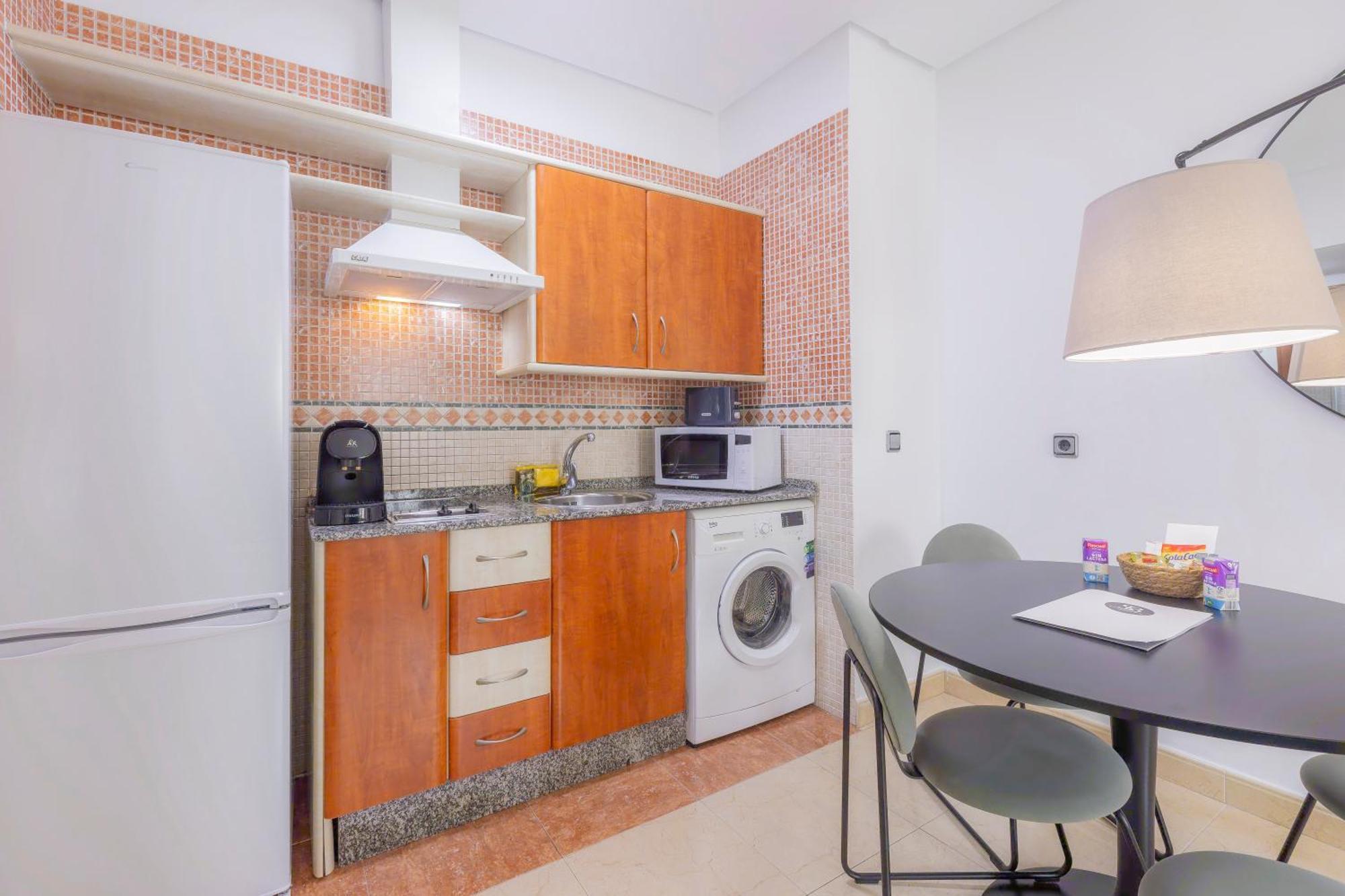 Apartamentos Moon Dreams Puerto El Puerto de Santa Maria Luaran gambar