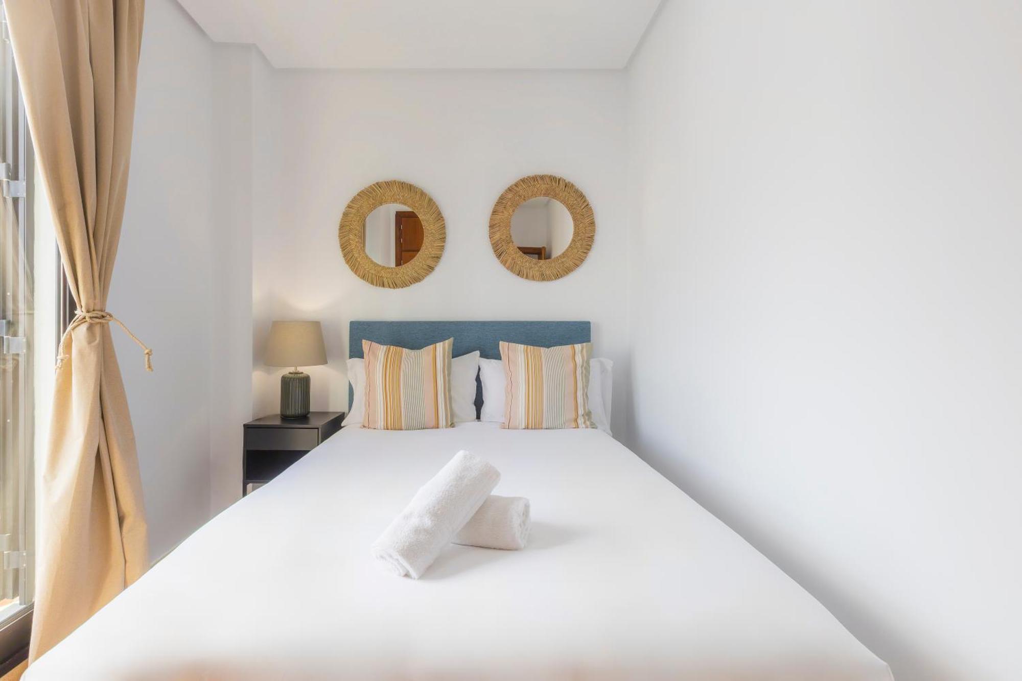 Apartamentos Moon Dreams Puerto El Puerto de Santa Maria Luaran gambar