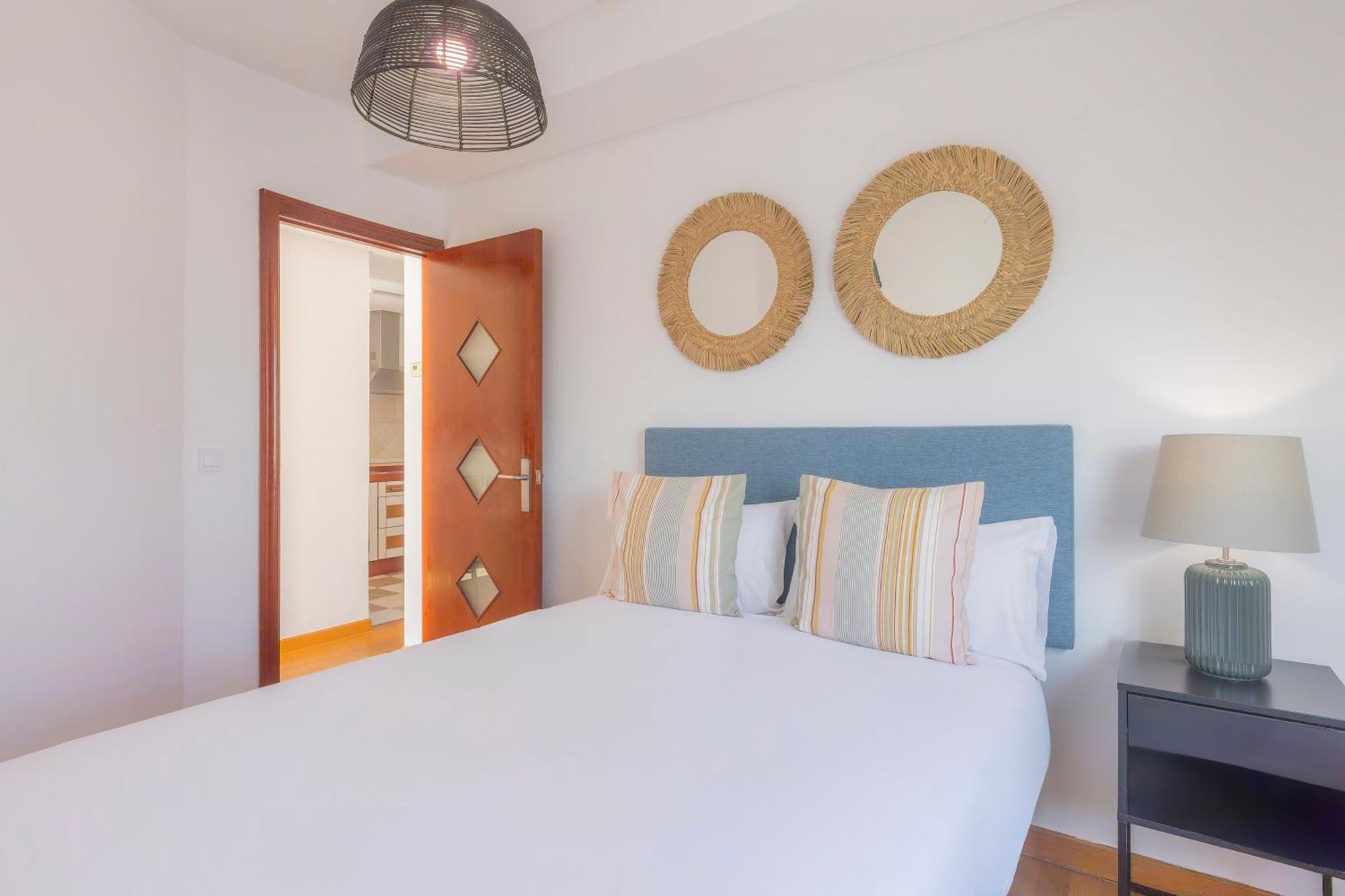 Apartamentos Moon Dreams Puerto El Puerto de Santa Maria Luaran gambar